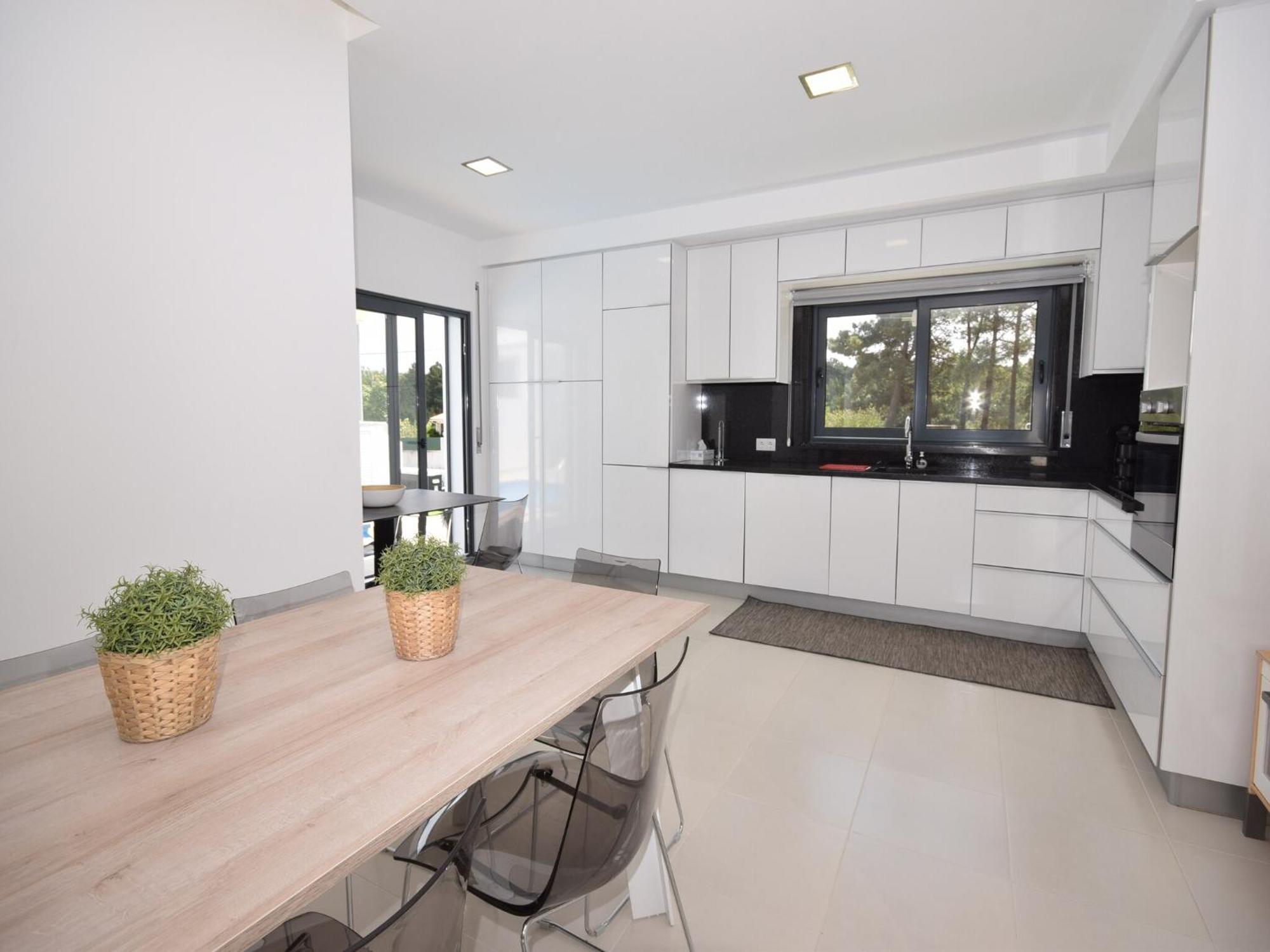 Modern Villa With Private Pool Near The Beautiful Beach Of Foz De Arelho Nadadouro Exterior foto
